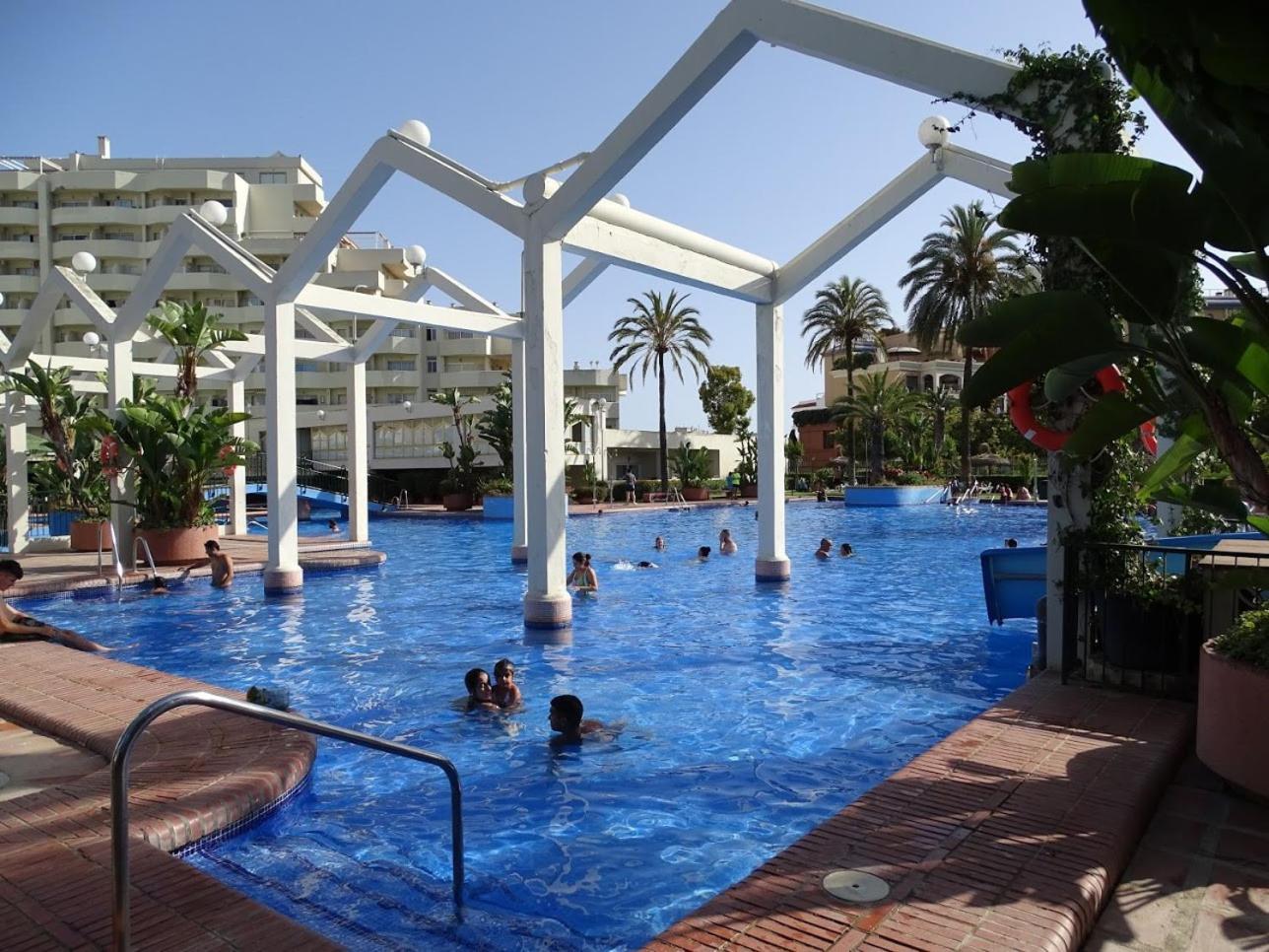 Benalmadena Front Line Sea View 1 Bedroom Large Apartment Eksteriør billede